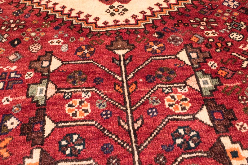 4829 Persian Qashqai Soghad Bahman Oriental Carpet 140x233cm (4.7 x 7.7ft)